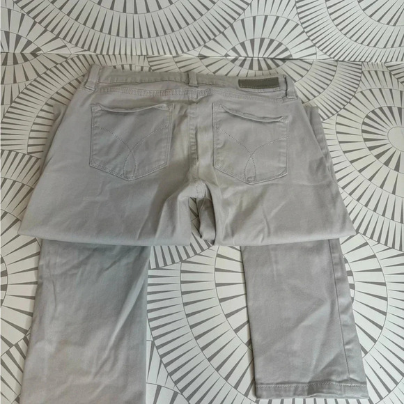 EUC WOMENS CALVIN KLEIN JEANS KHAKI - Picture 6 of 11